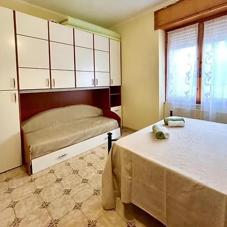 Nura's - Grace Seaside Apartment