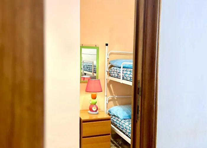 Nura's - Grace Seaside