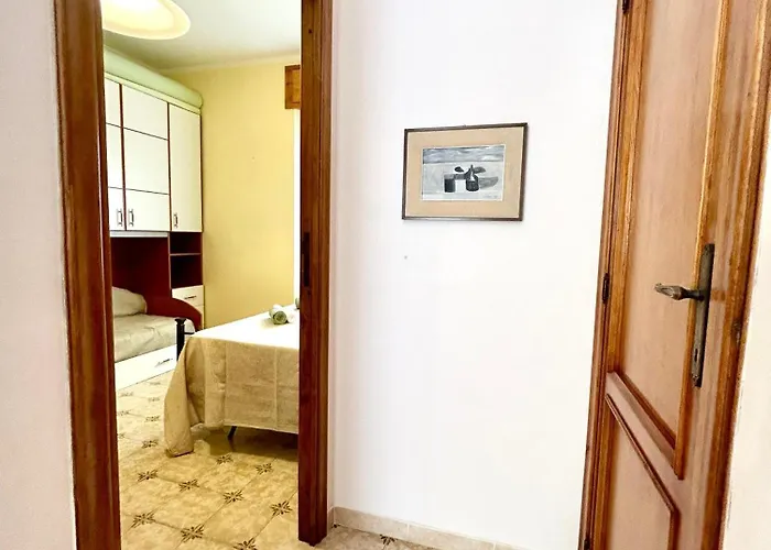 Nura's - Grace Seaside *