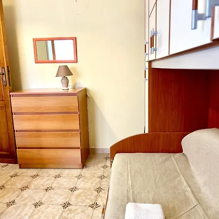 Nura's - Grace Seaside